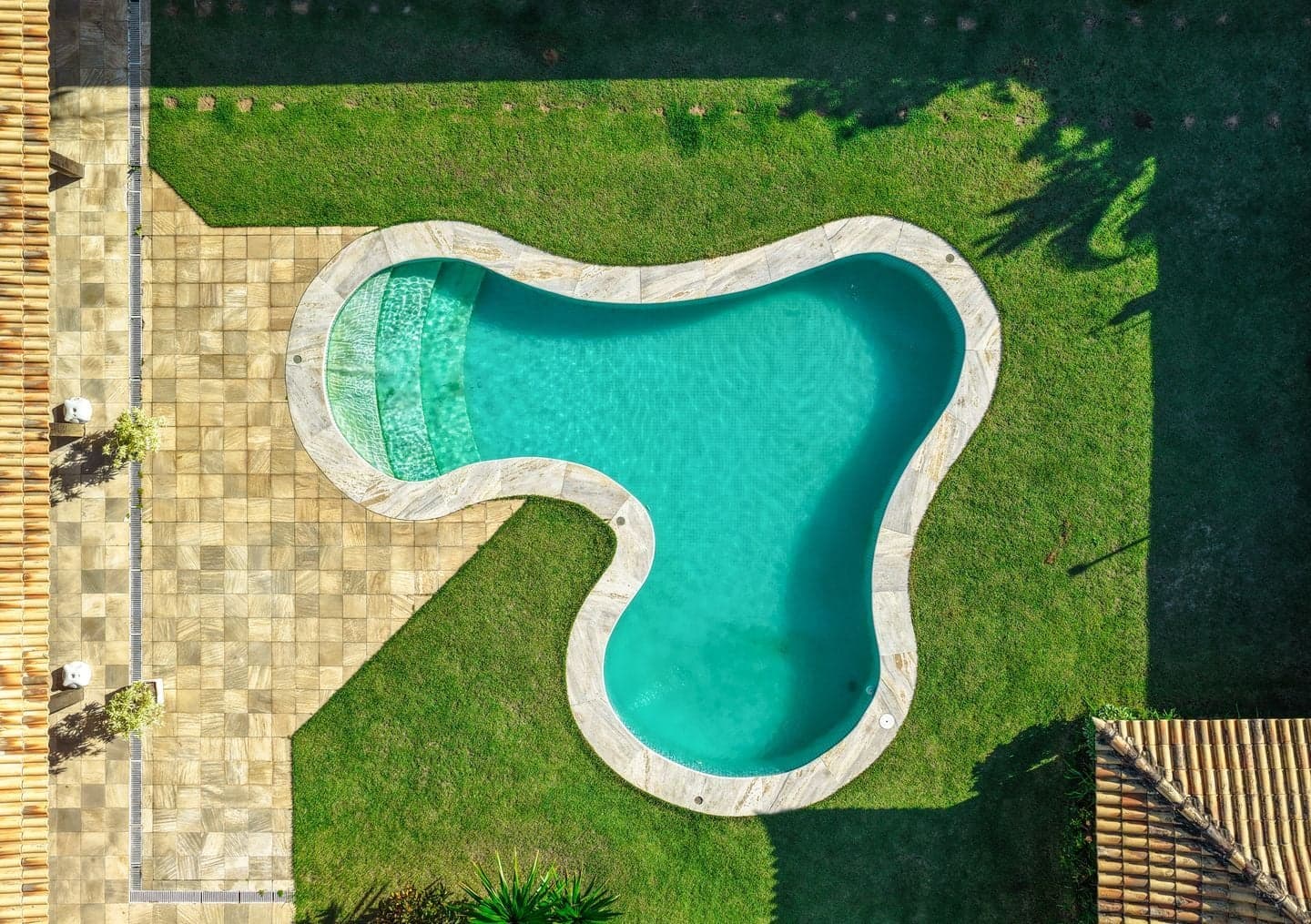 Elegância à beira-mar em um endereço exclusivo de Búzios